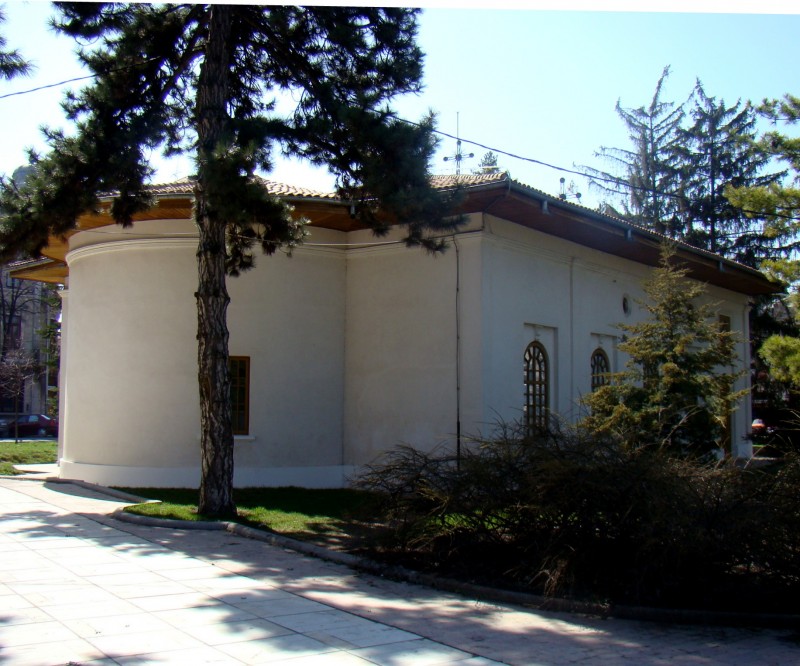 Biserica "Sf. Arhangheli Mihail si Gavril" - Piaţa Traian, municipiul BRAILA, judetul Braila