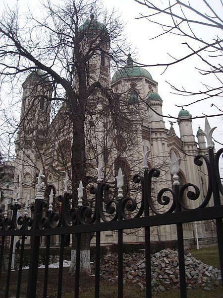 Biserica "Sf. Spiridon Nou" - Calea Şerban Vodă 29 sector 4, municipiul BUCURESTI