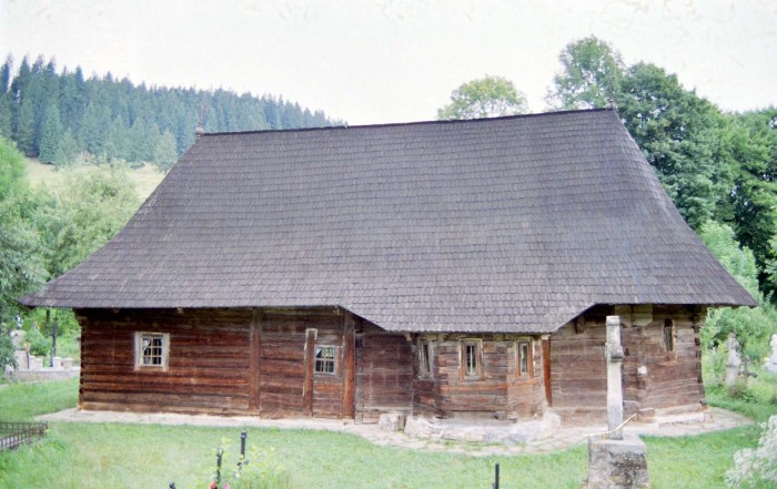Biserica de lemn "Intrarea in Biserica" - , sat PUTNA; comuna PUTNA, district Suceava