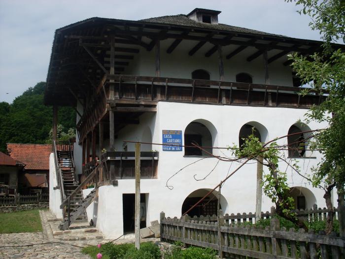 Casa Cartianu - , sat CARTIU; comuna TURCINESTI, judetul Gorj
