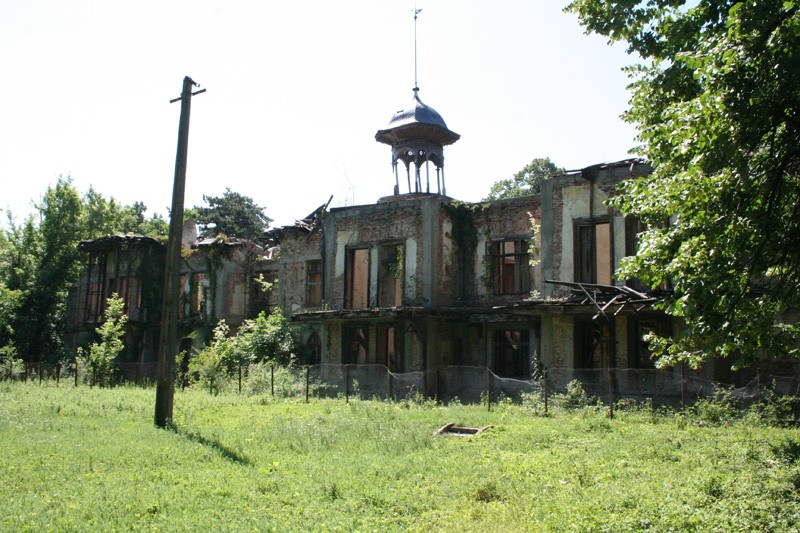 Castelul Vacarescu-Calimachi - 342, sat MANESTI; comuna MANESTI, district Prahova