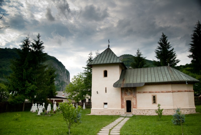 Bolnita "Sf. Nicolae" - , sat POLOVRAGI; comuna POLOVRAGI, district Gorj