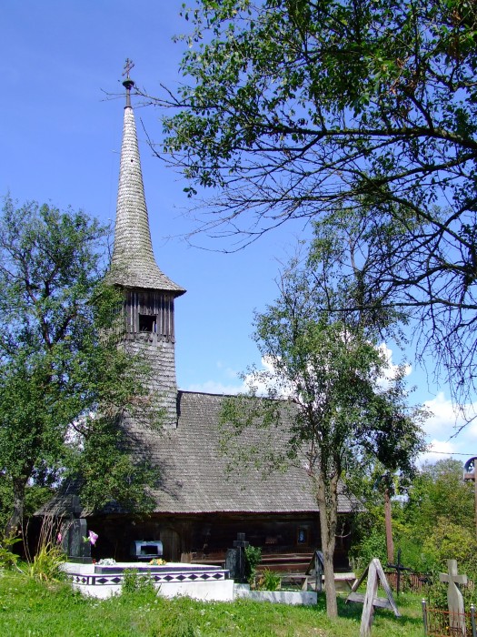 Biserica de lemn "Sf. Arhangheli Mihail si Gavril" - 6, sat SOIMUSENI; comuna LETCA, district Salaj