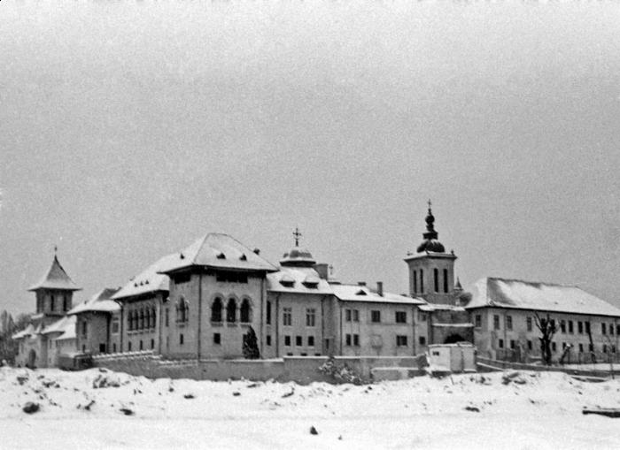 Mihai Voda Church Ensemble - Str. Sapienţei 4 sector 5 (ansamblu translatat din Dealul Mihai Vodă), municipiul BUCURESTI