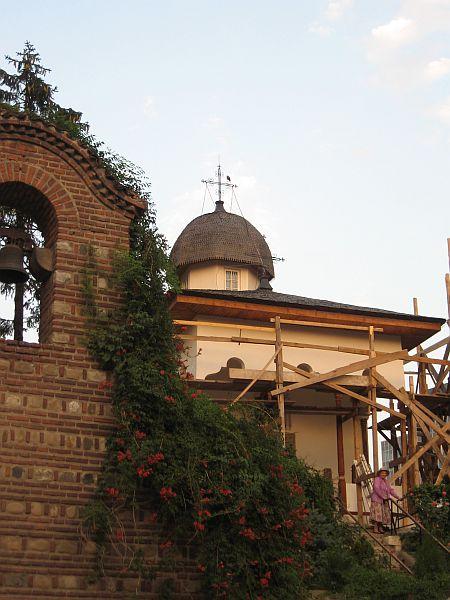 Biserica "Sf. Atanasie si Chiril" - Bucur - Str. Radu Vodă 33 sector 4, municipiul BUCURESTI