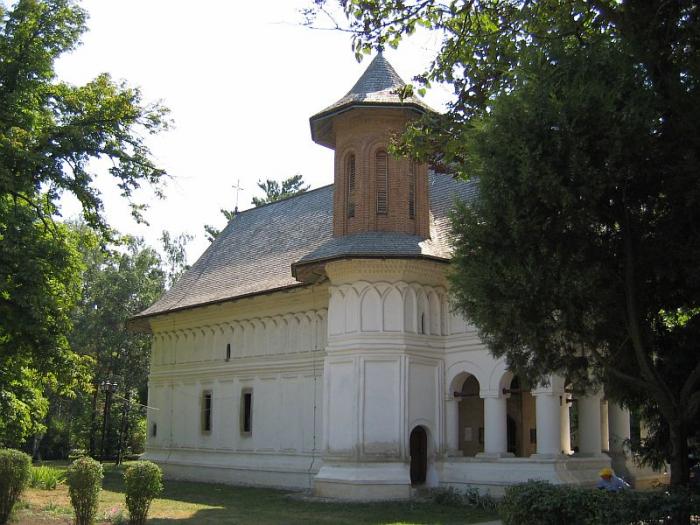 Biserica "Sf.Gheorghe" - Str. Valea Parcului 1, sat MOGOSOAIA; comuna MOGOSOAIA, district Ilfov