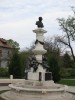 Monumentul şi fântâna Luigi Cazzavilan